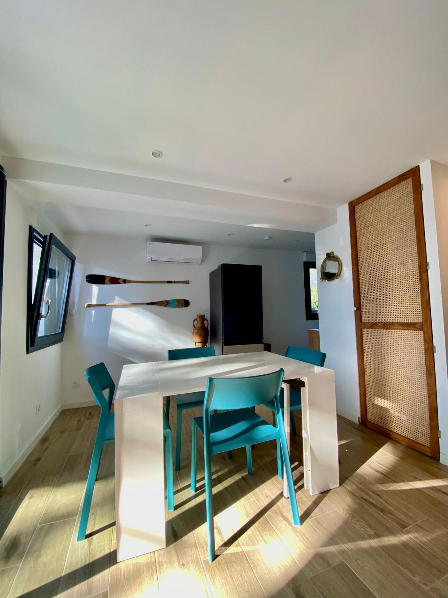 Appartement Au Calme, Calanque Des Figuieres Ансюес-ла-Родон Екстериор снимка